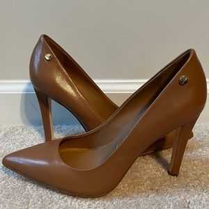Brown/nude heels